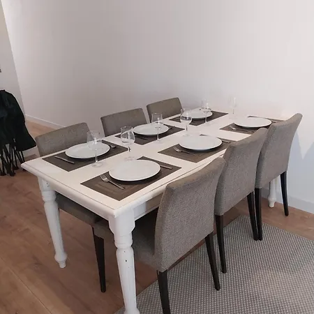Duong Apartment *